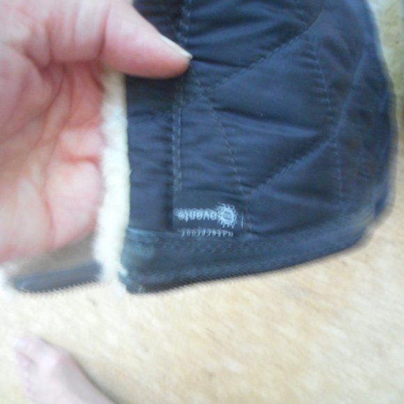 UGGS leather boots women size 5 - Picture 9 of 9